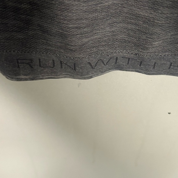 Lululemon - Picture 7 of 7